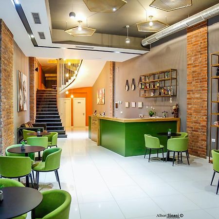 Arc Hotel Tirana Yzberish Bagian luar foto