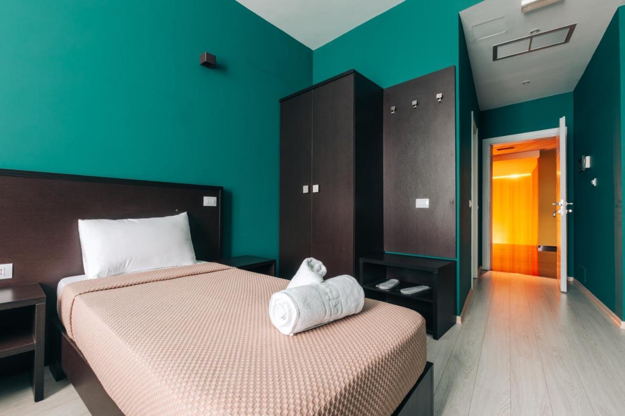 Arc Hotel Tirana Yzberish Bagian luar foto