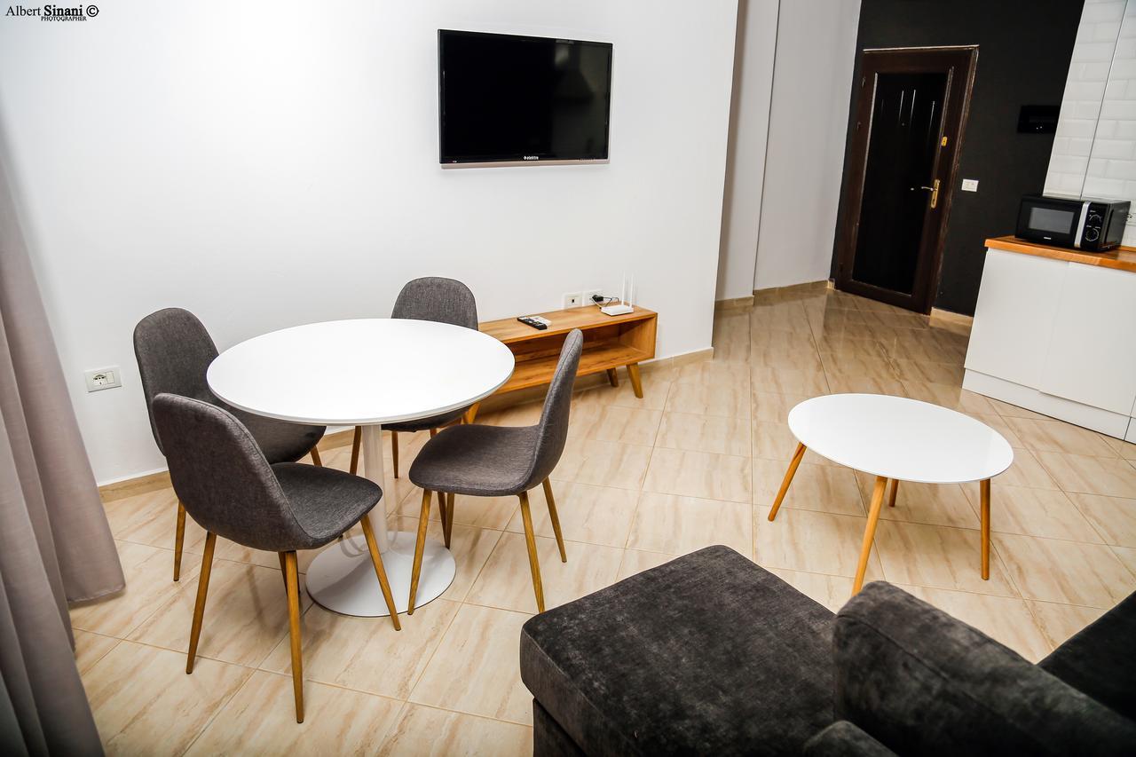 Arc Hotel Tirana Yzberish Bagian luar foto