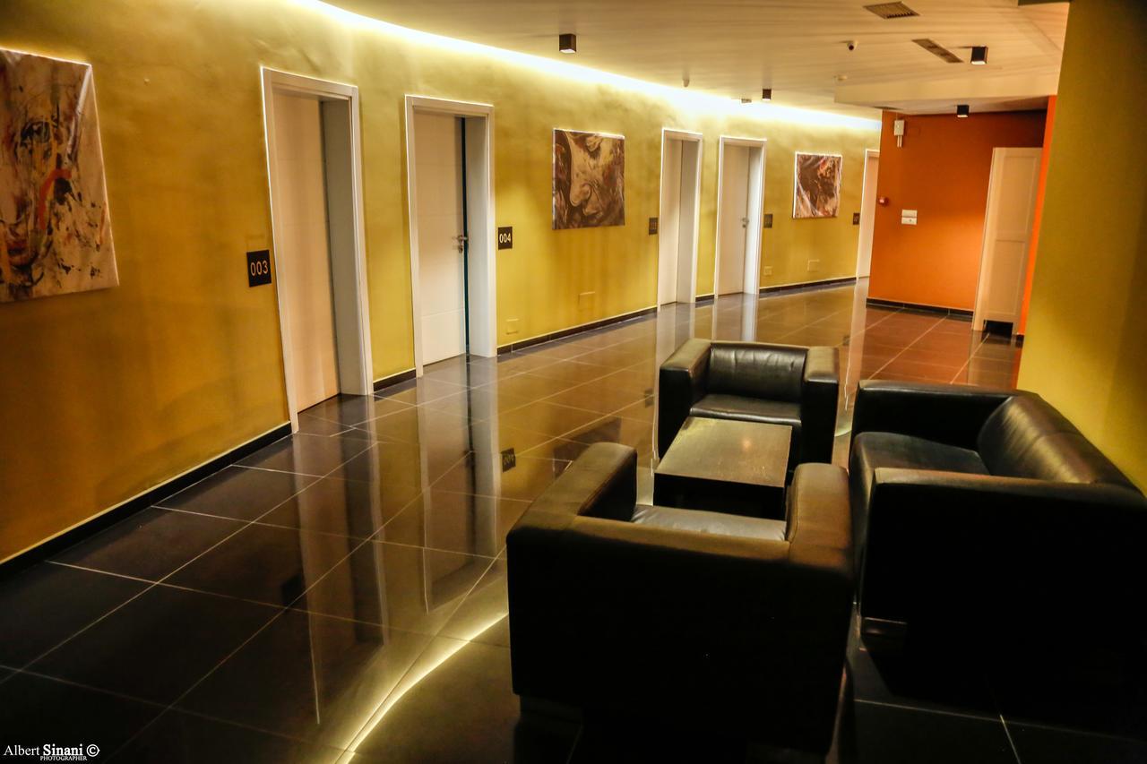 Arc Hotel Tirana Yzberish Bagian luar foto