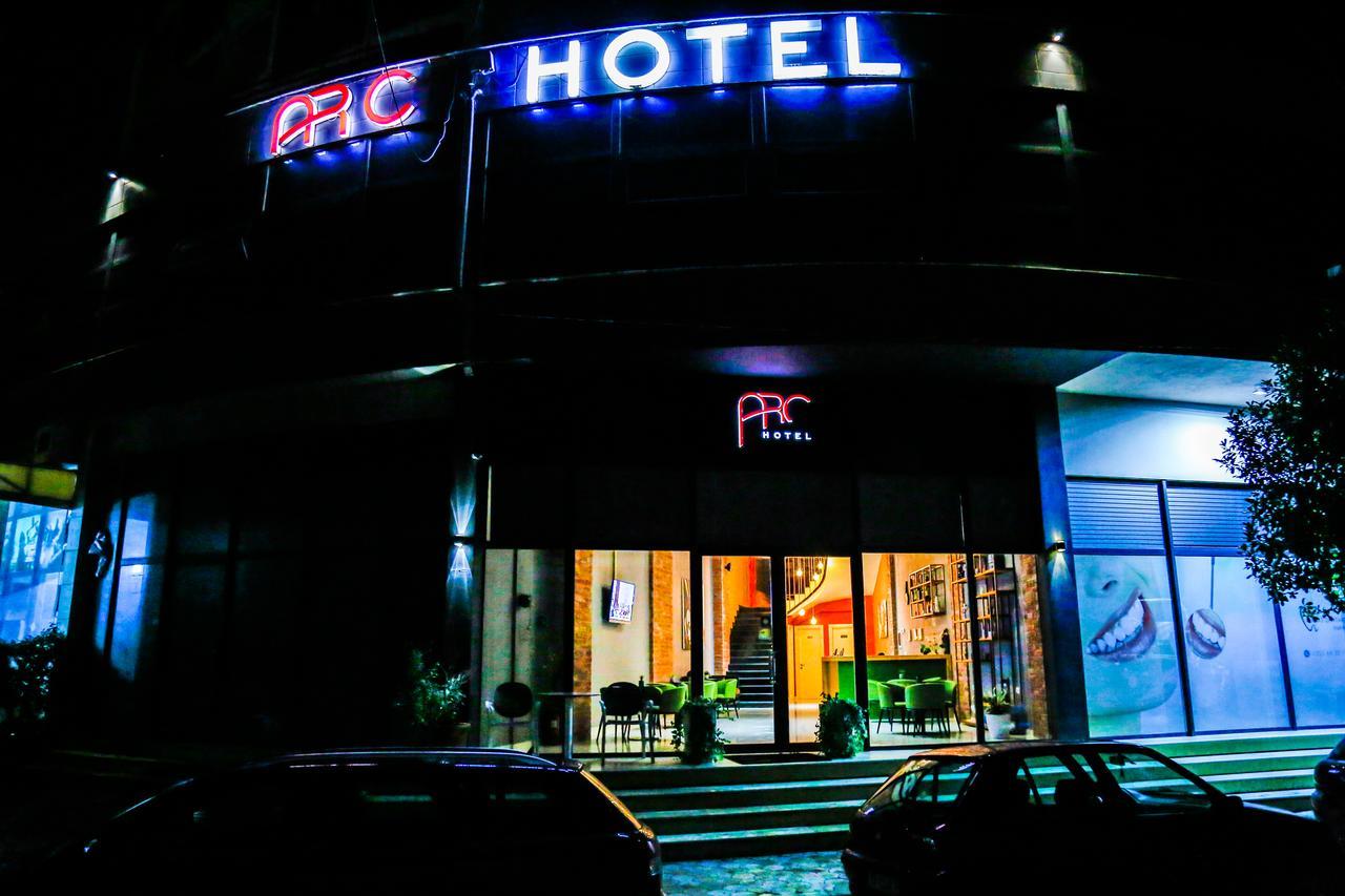 Arc Hotel Tirana Yzberish Bagian luar foto